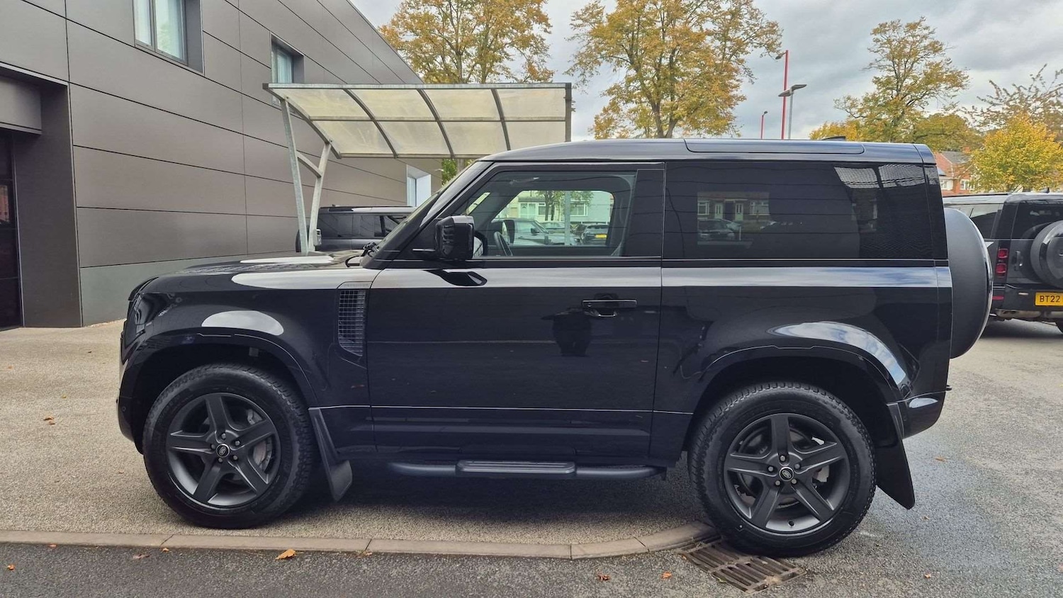 Used Land Rover Defender 2024 for sale - 76460177: Photo 31