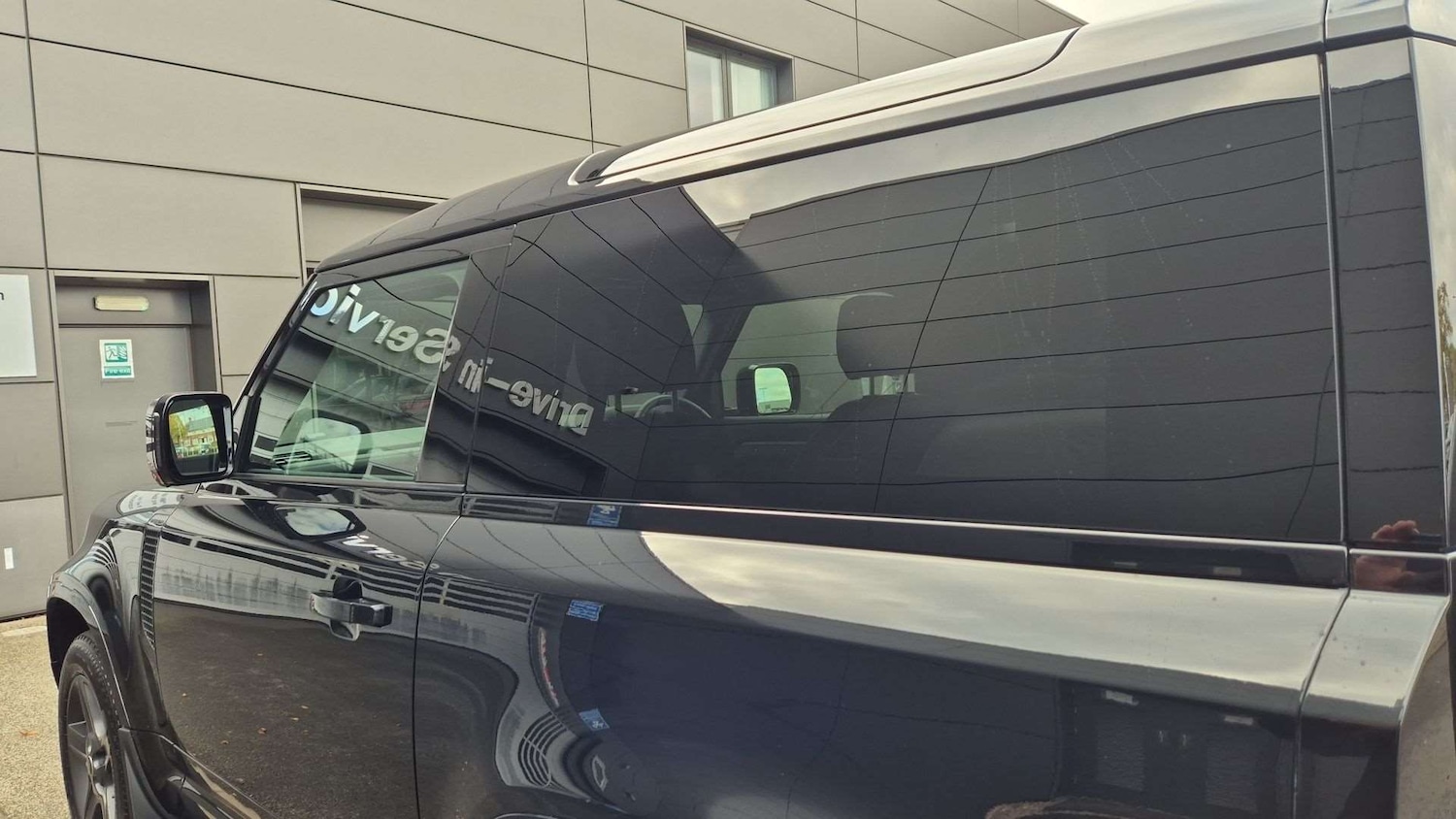 Used Land Rover Defender 2024 for sale - 76460177: Photo 32