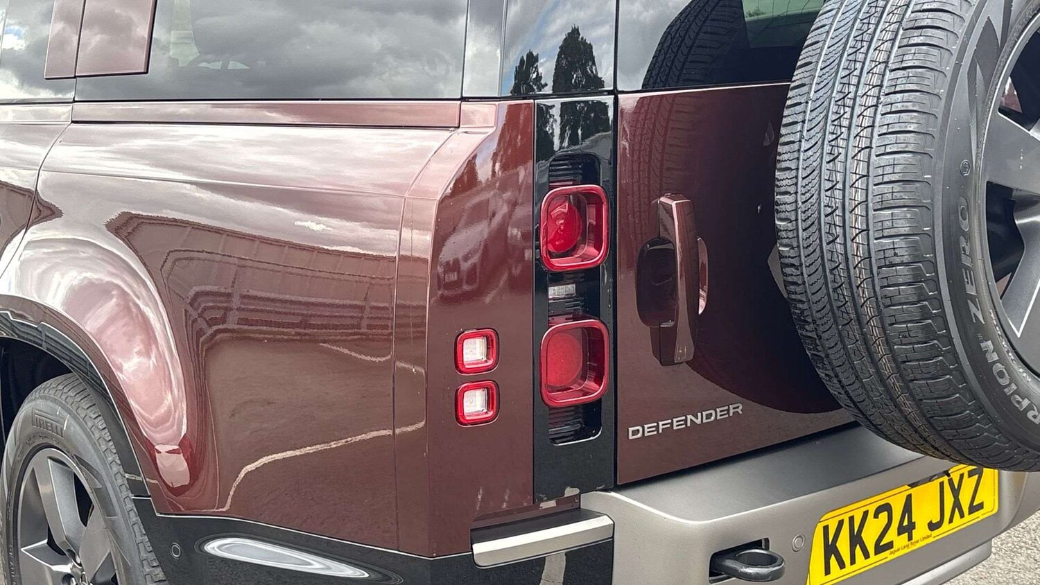 Used Land Rover Defender 2024 for sale - 77972681: Photo 19