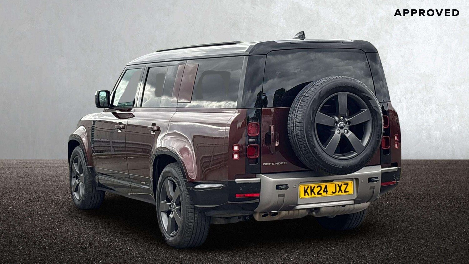 Used Land Rover Defender 2024 for sale - 77972681: Photo 2