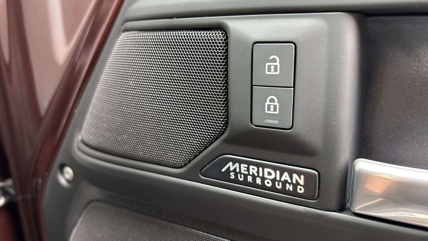 Used Land Rover Defender 2024 for sale - 77972681: Photo 24