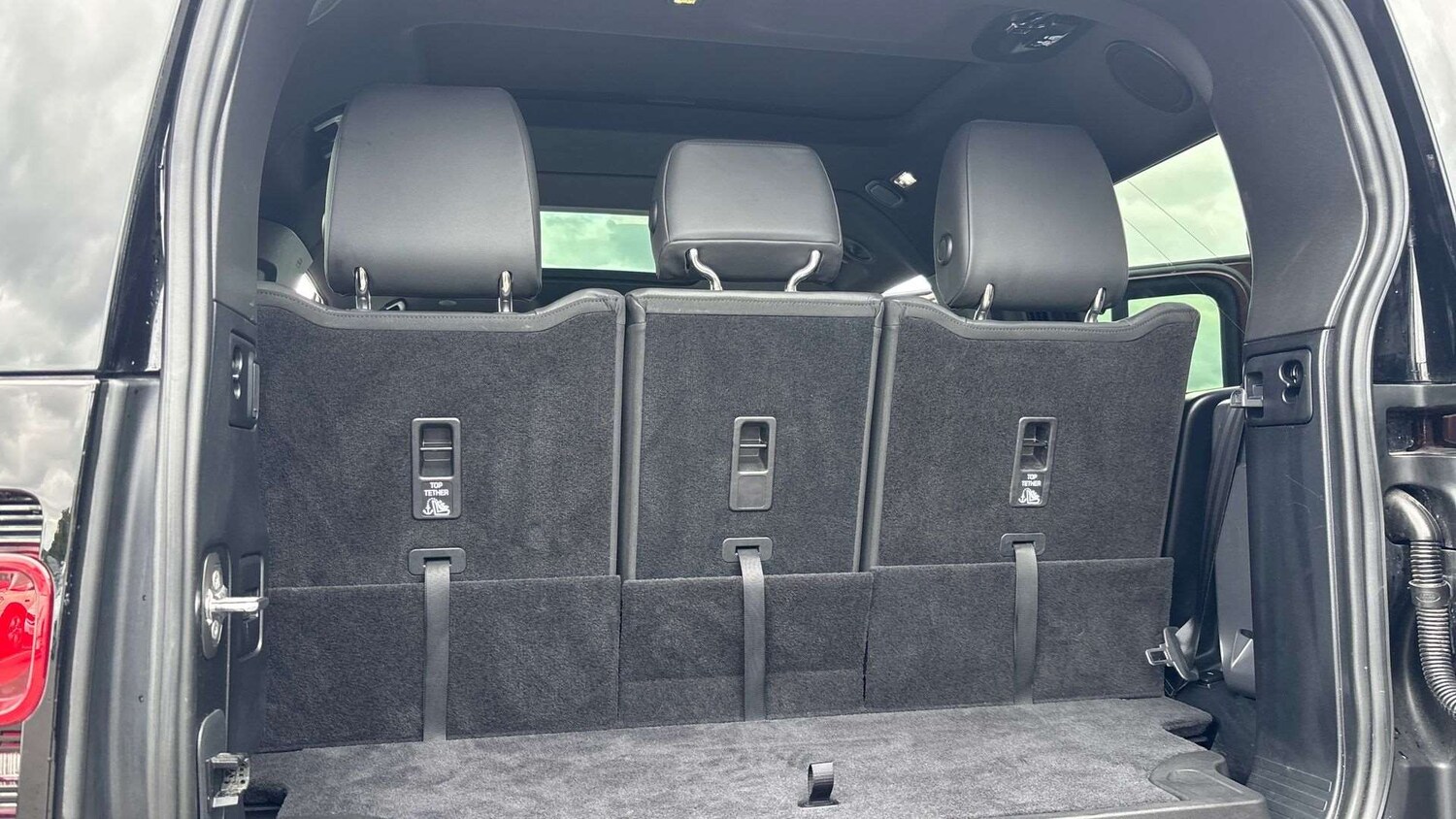 Used Land Rover Defender 2024 for sale - 77972681: Photo 29