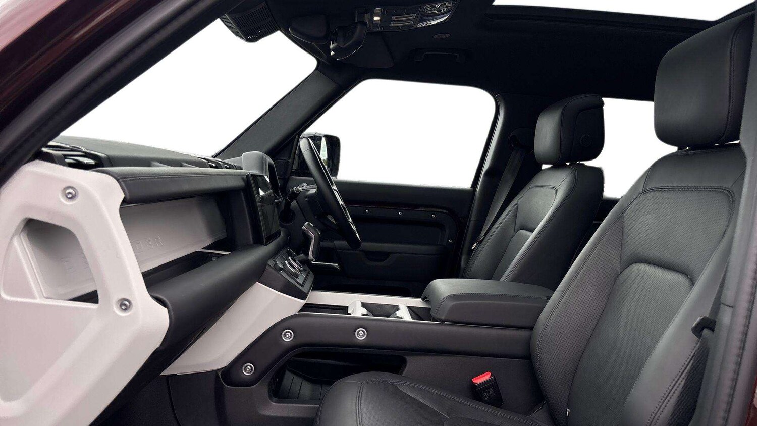 Used Land Rover Defender 2024 for sale - 77972681: Photo 3