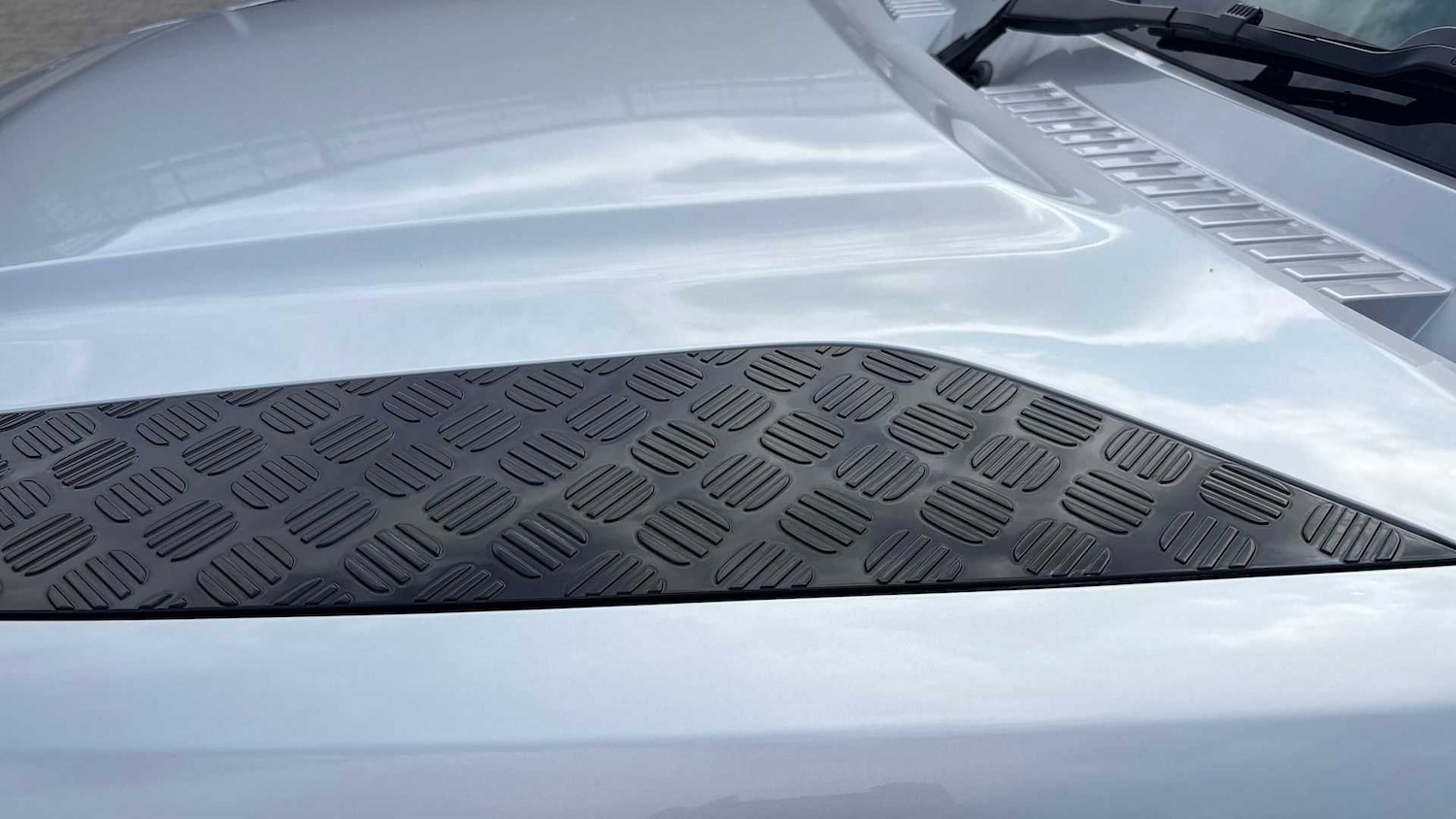 Used Land Rover Defender 2023 for sale - 76460109: Photo 28