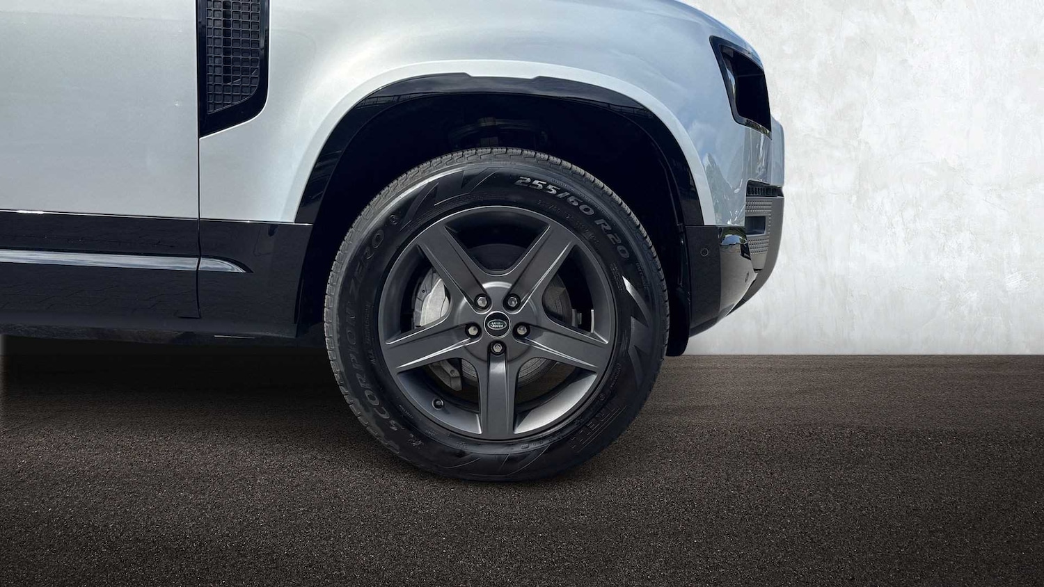 Used Land Rover Defender 2023 for sale - 76460109: Photo 8