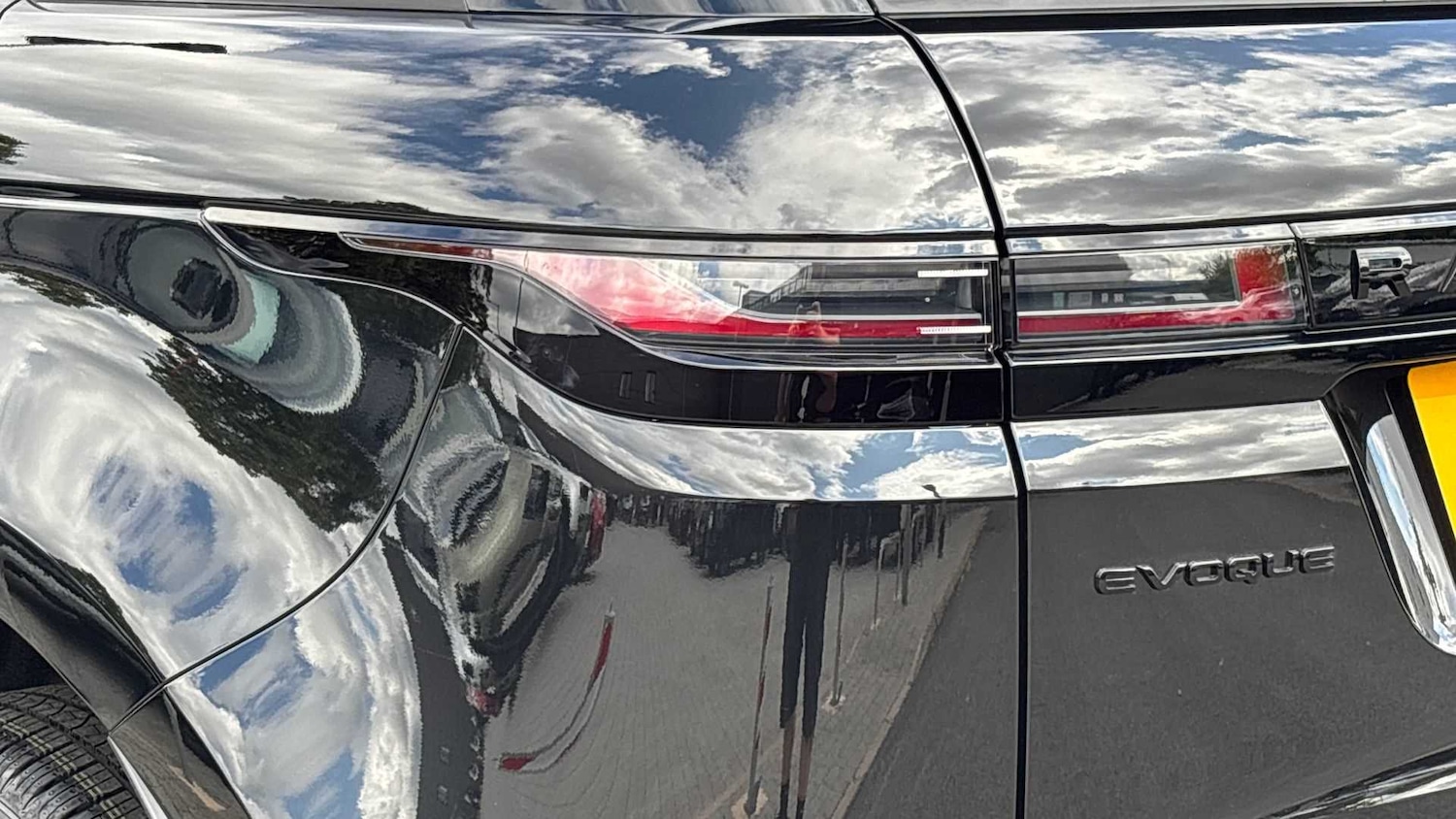 Used Land Rover Range Rover Evoque 2025 for sale - 76459835: Photo 19