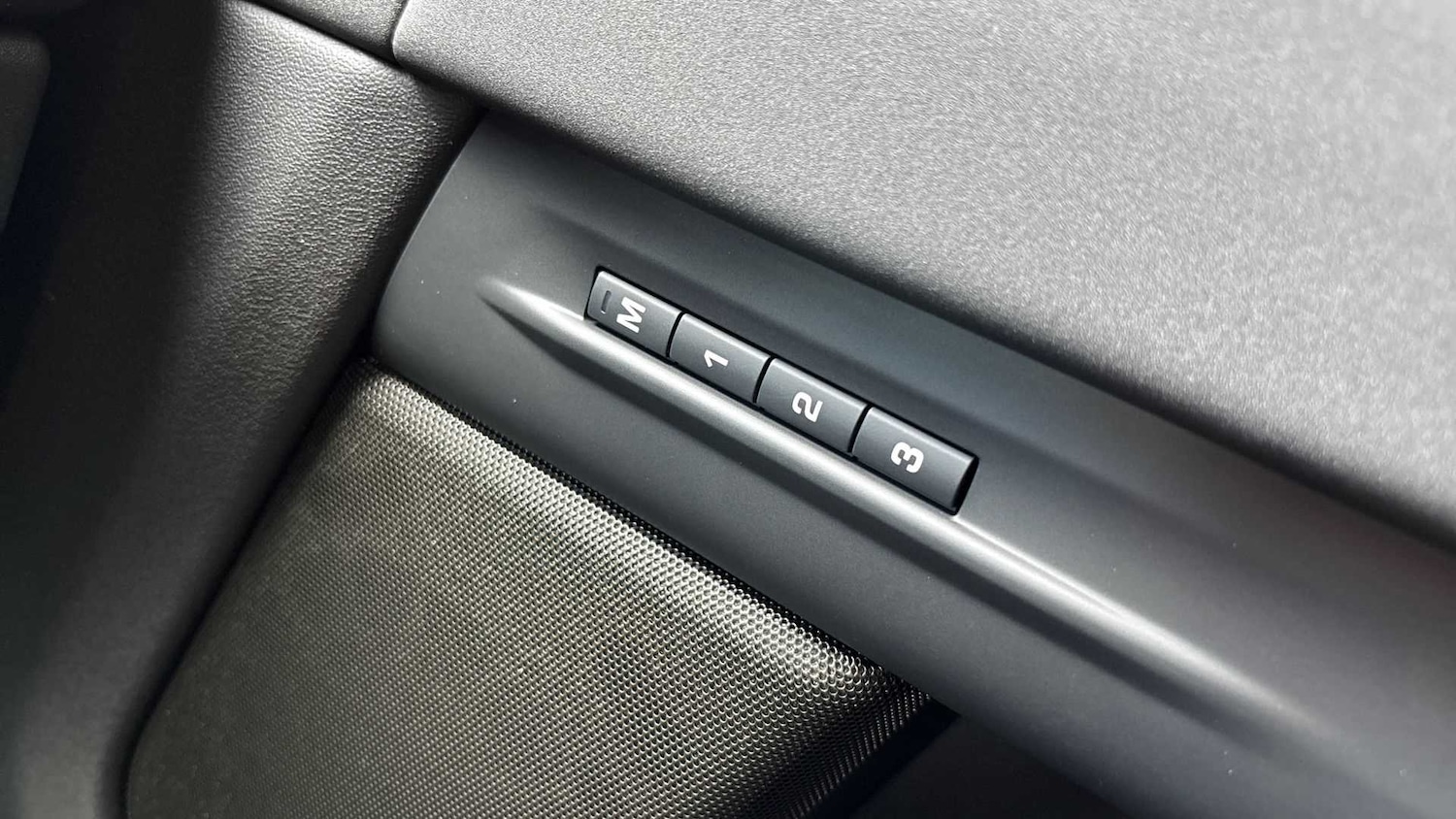 Used Land Rover Range Rover Evoque 2025 for sale - 76459835: Photo 25