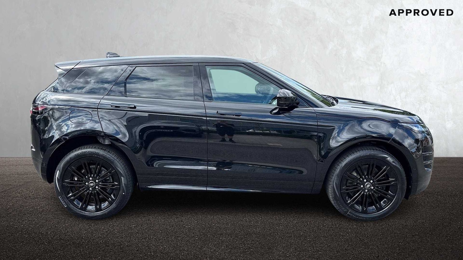 Used Land Rover Range Rover Evoque 2025 for sale - 76459835: Photo 5