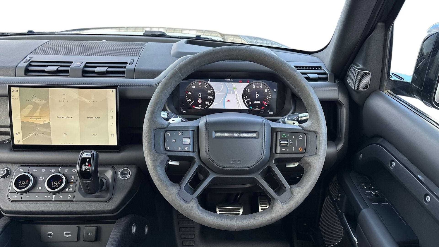 Used Land Rover Defender 2021 for sale - 76460110: Photo 15