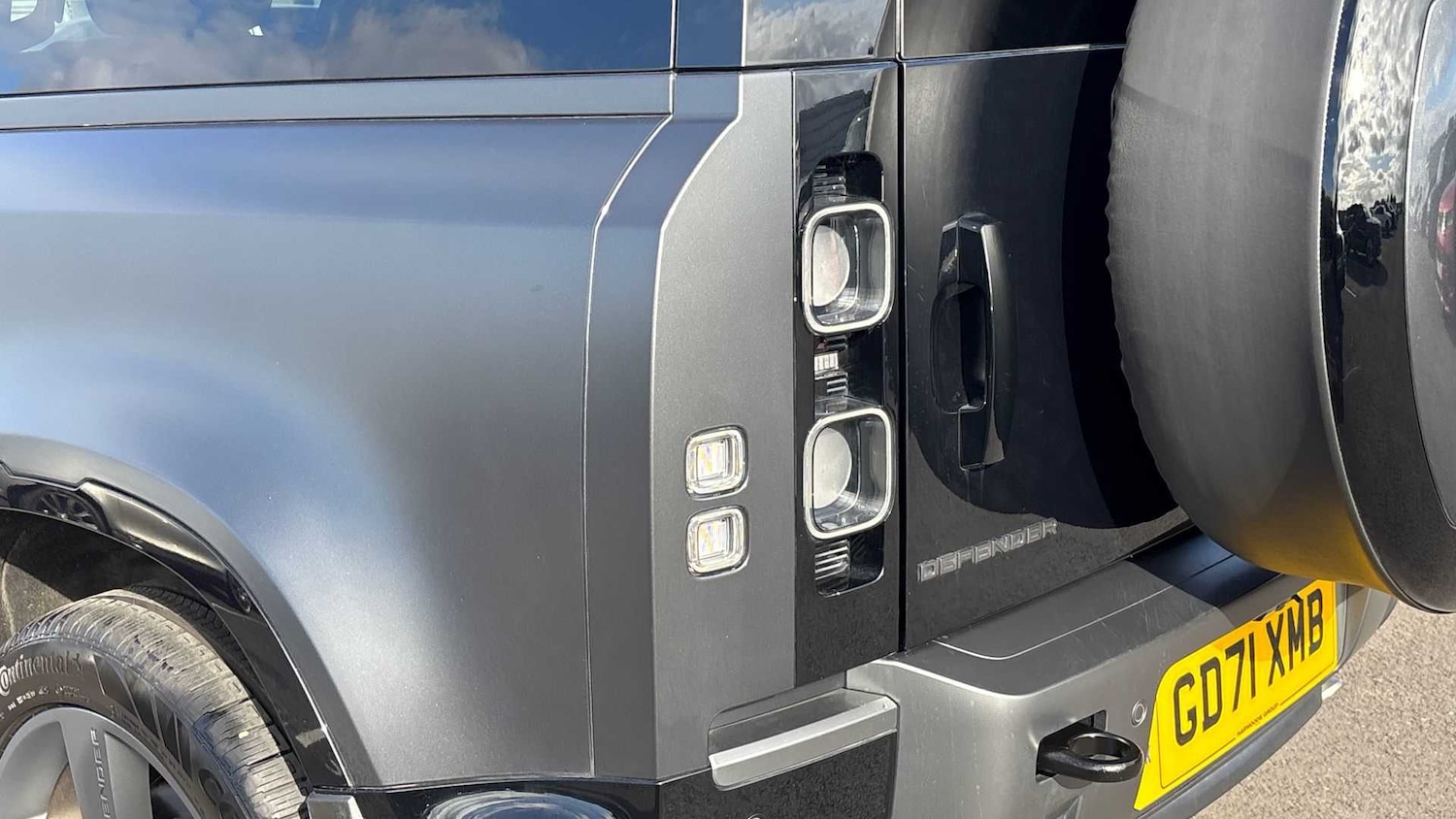 Used Land Rover Defender 2021 for sale - 76460110: Photo 19