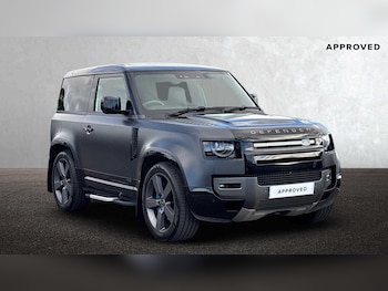 Used Land Rover Defender 2021 for sale - 76460110: Photo
