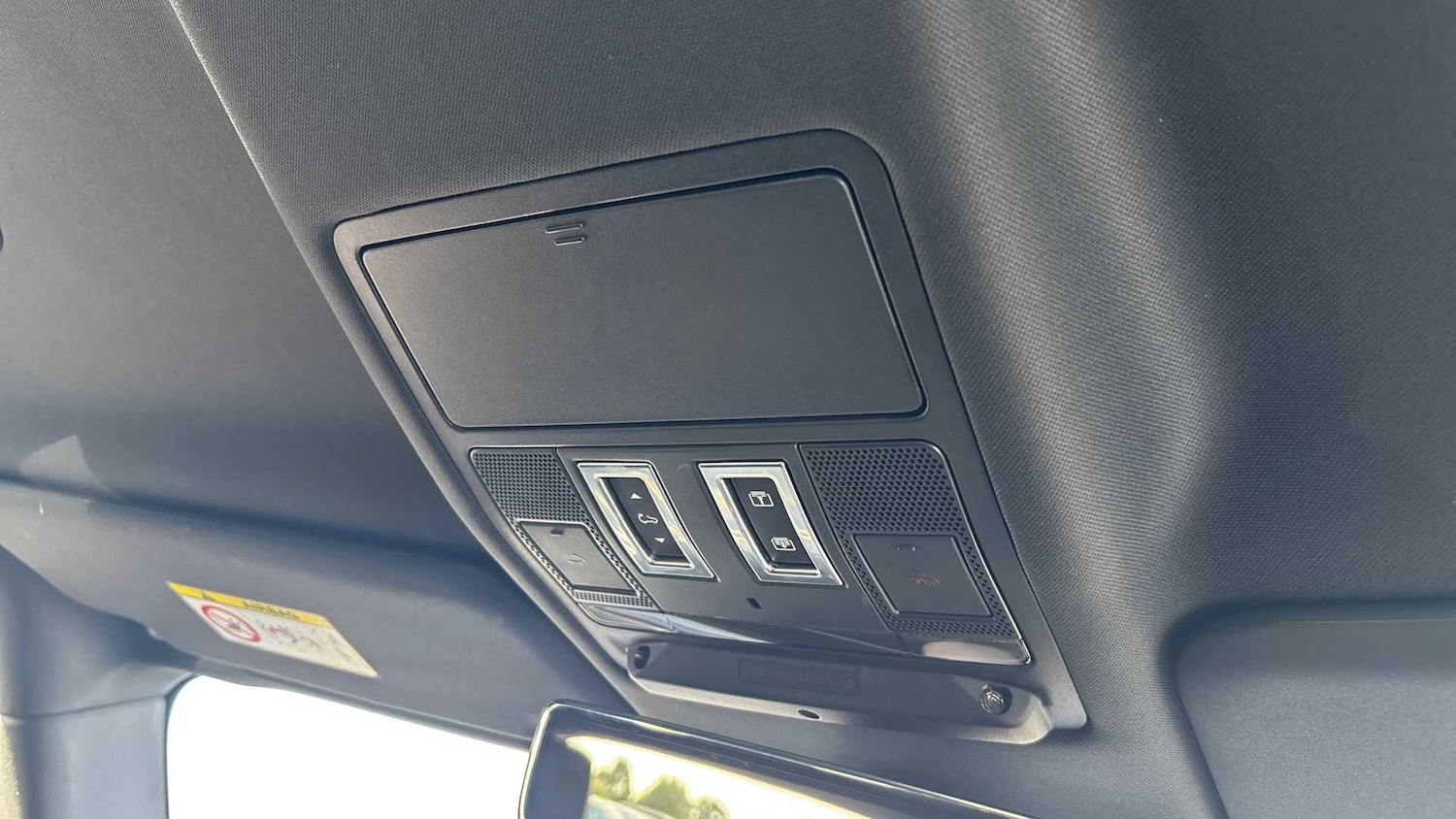 Used Land Rover Defender 2021 for sale - 76460110: Photo 23