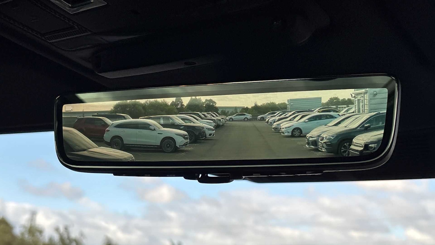 Used Land Rover Defender 2021 for sale - 76460110: Photo 30