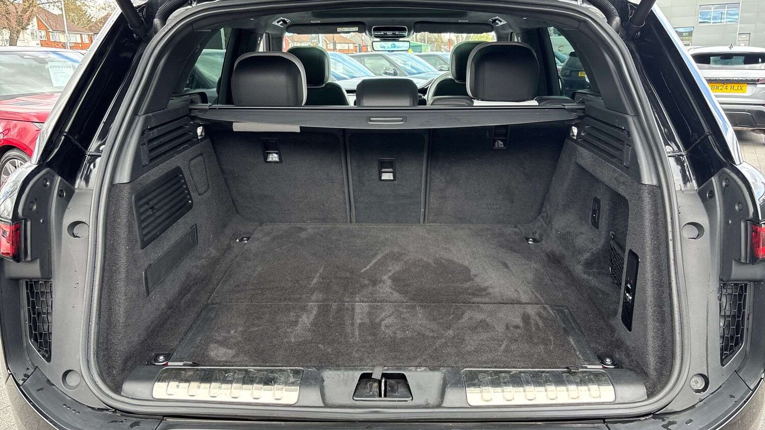 Used Land Rover Range Rover Sport 2024 for sale - 78221214: Photo 10