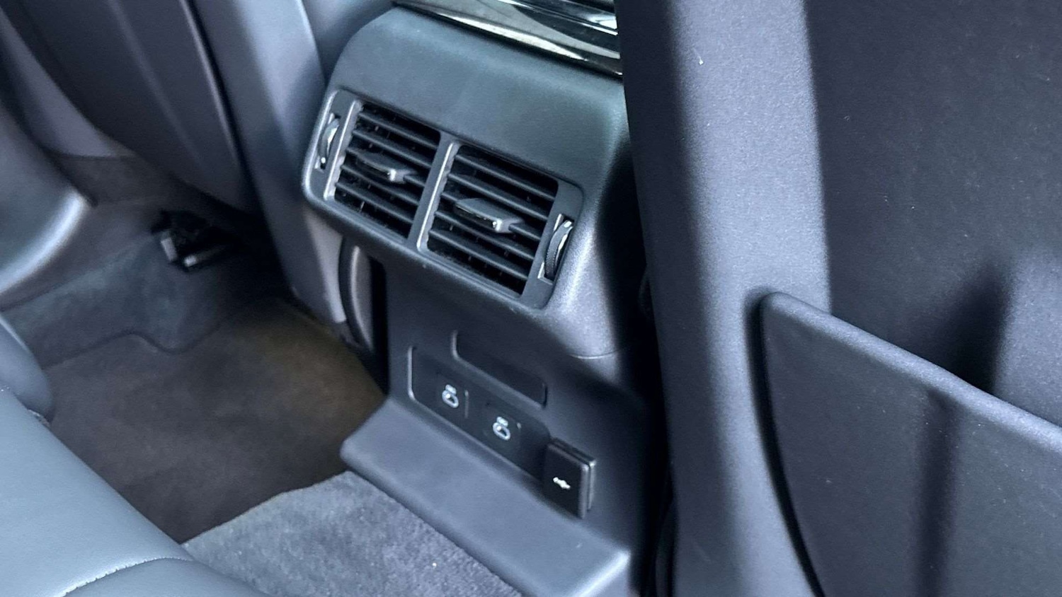 Used Land Rover Range Rover Velar 2024 for sale - 77577221: Photo 18