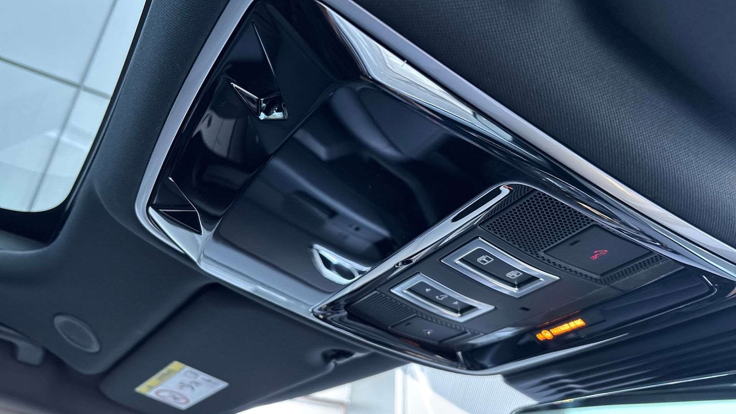 Used Land Rover Range Rover Velar 2024 for sale - 77577221: Photo 23