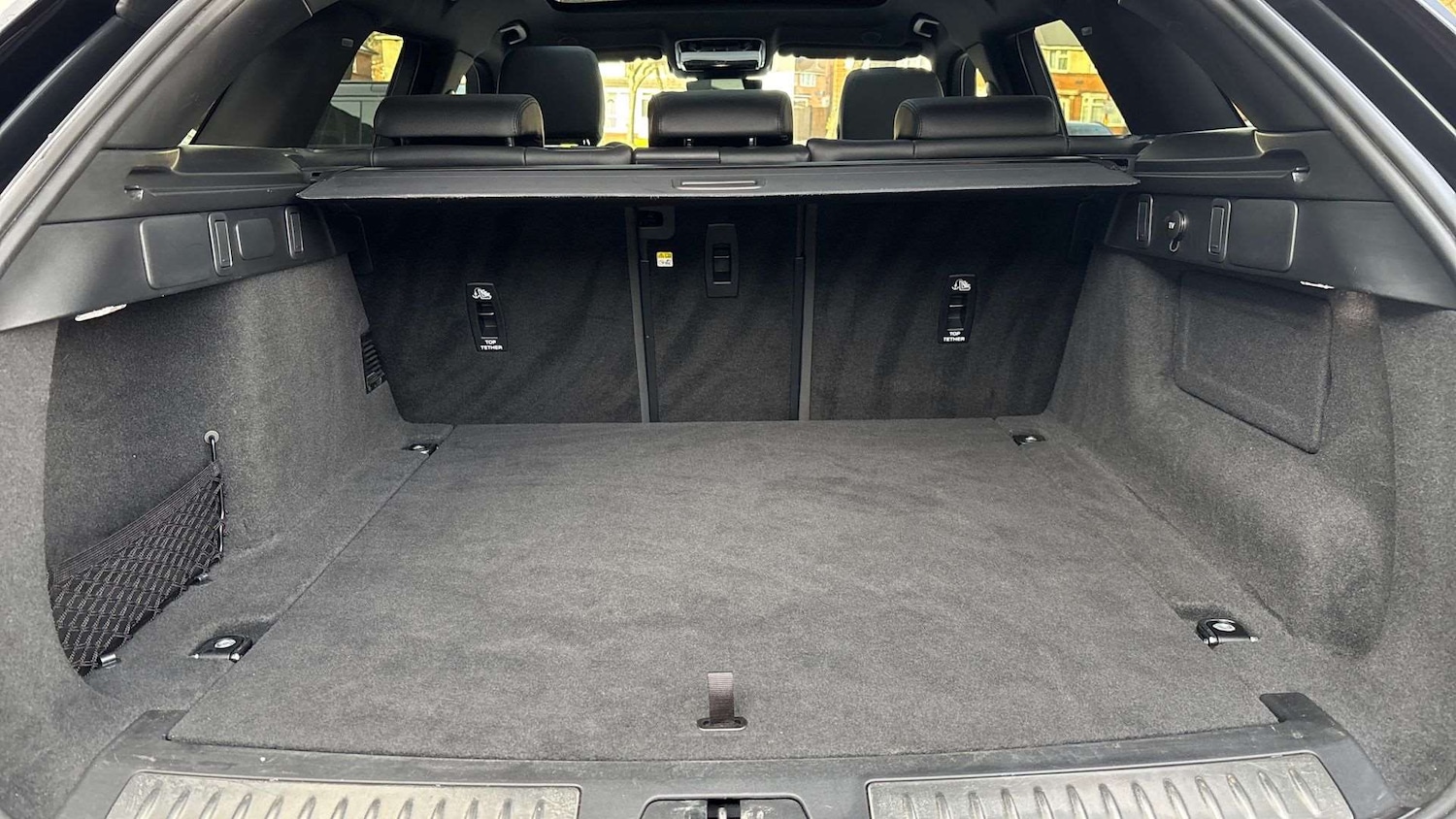 Used Land Rover Range Rover Velar 2023 for sale - 77000173: Photo 10