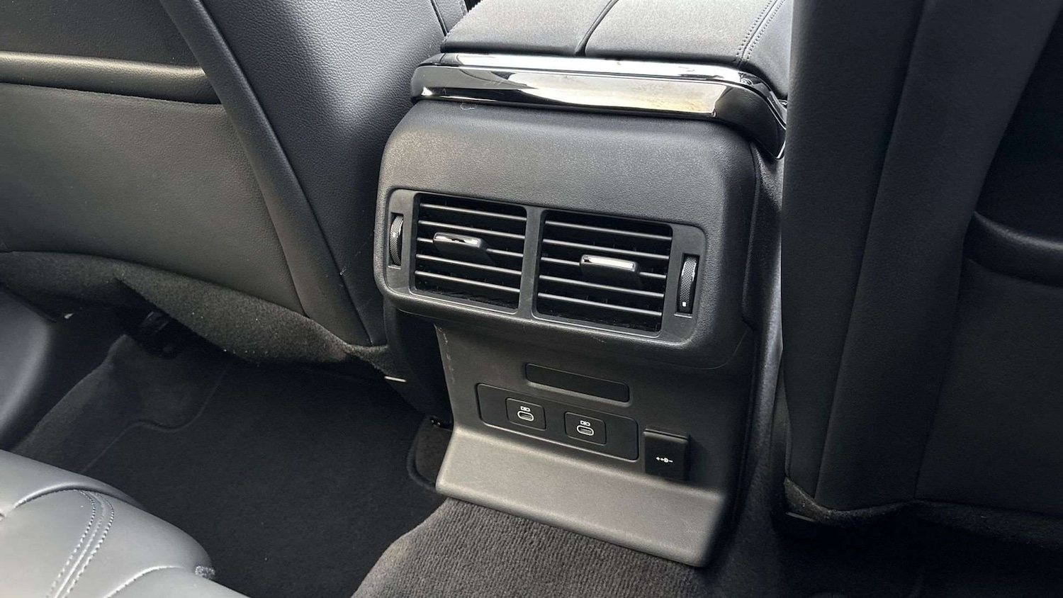 Used Land Rover Range Rover Velar 2023 for sale - 77000173: Photo 18