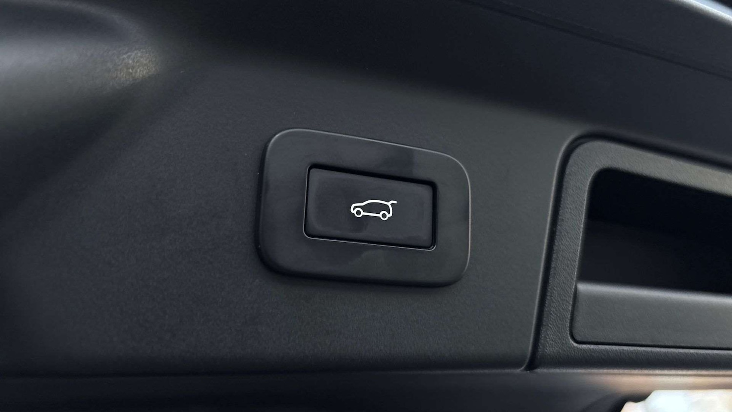 Used Land Rover Range Rover Velar 2023 for sale - 77000173: Photo 29