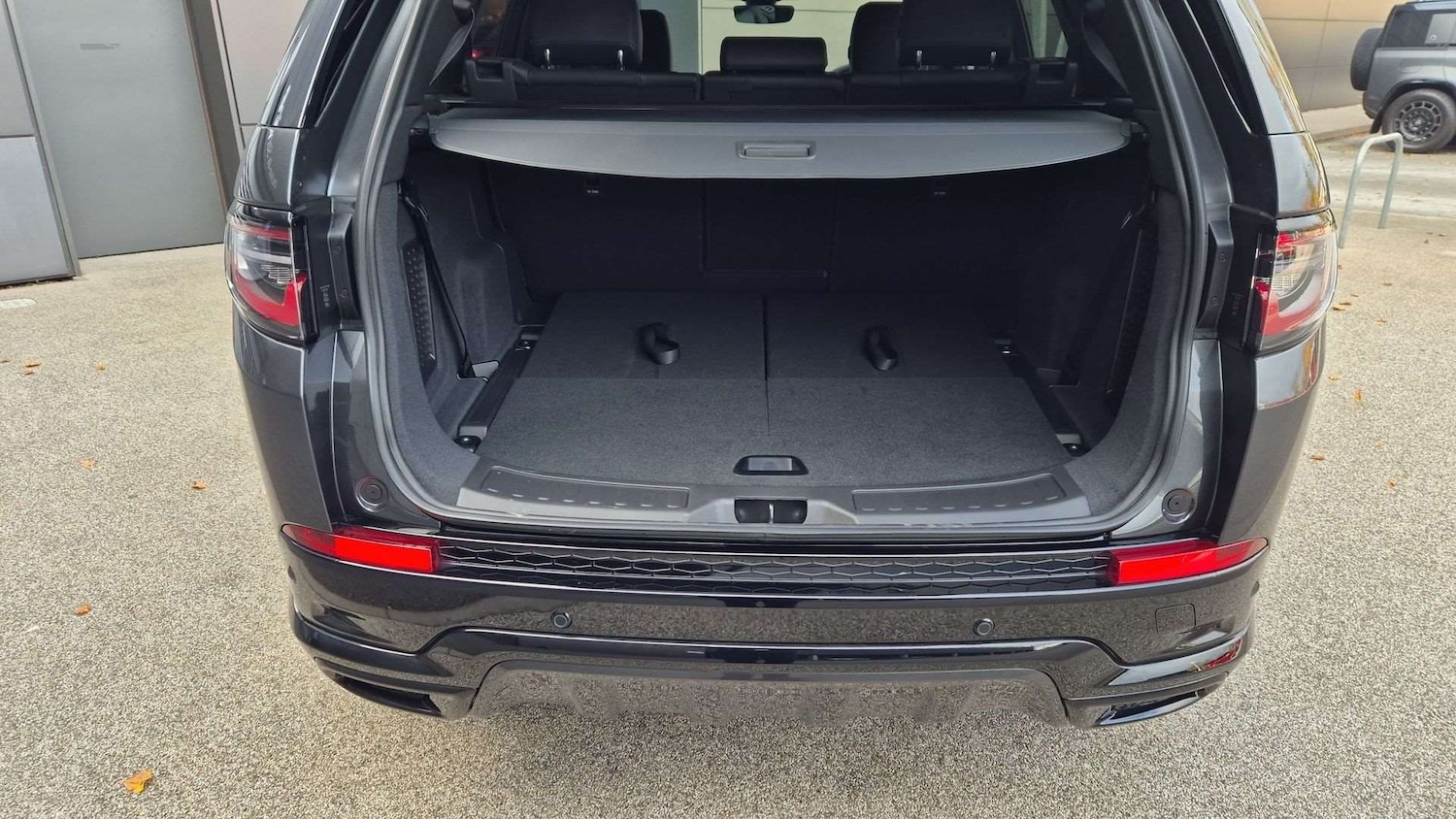 Used Land Rover Discovery Sport 2025 for sale - 76460278: Photo 10