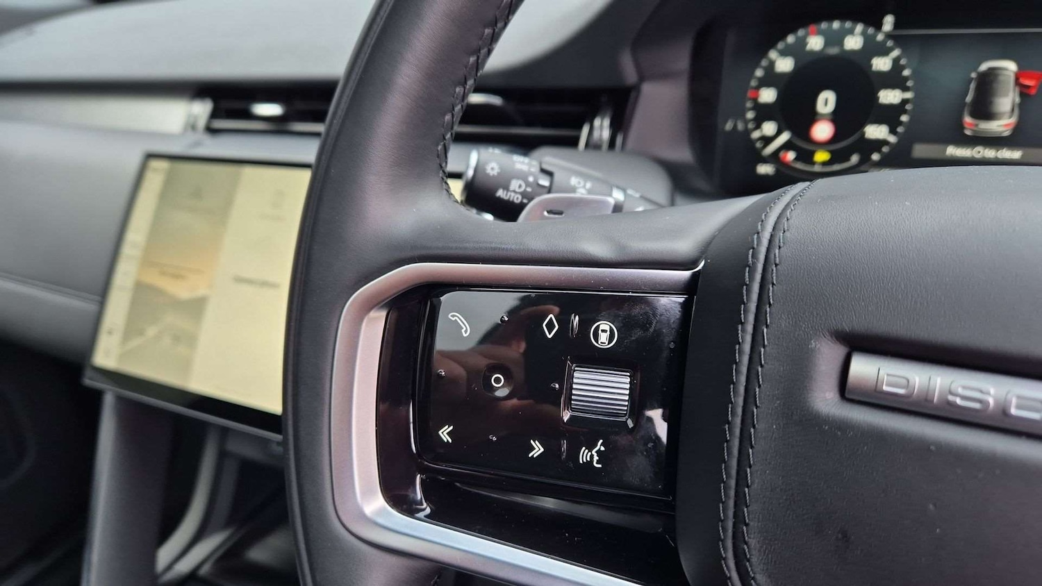 Used Land Rover Discovery Sport 2025 for sale - 76460278: Photo 32