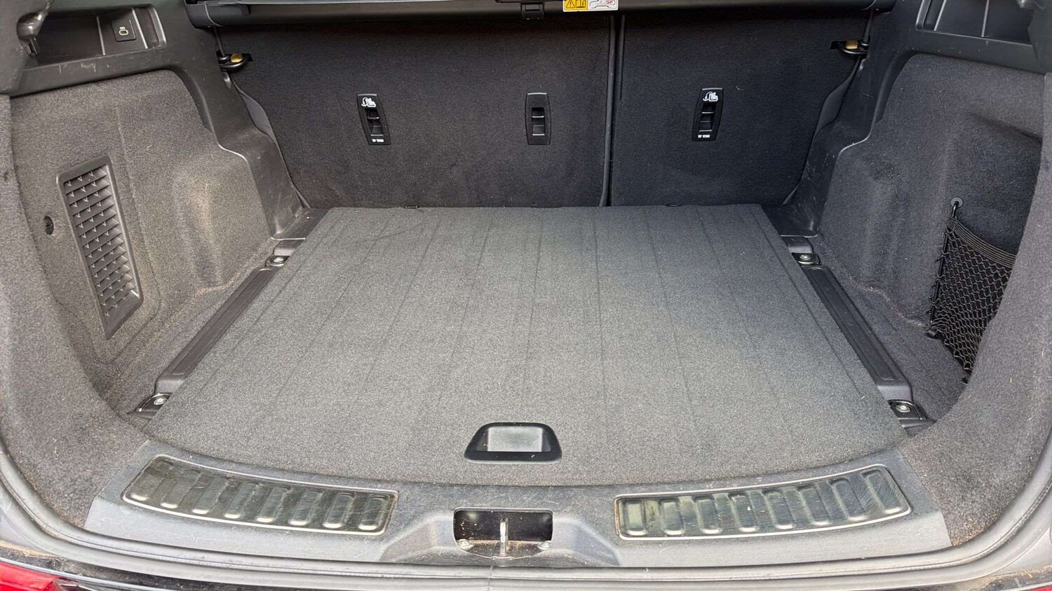 Used Land Rover Discovery Sport 2023 for sale - 78221294: Photo 10