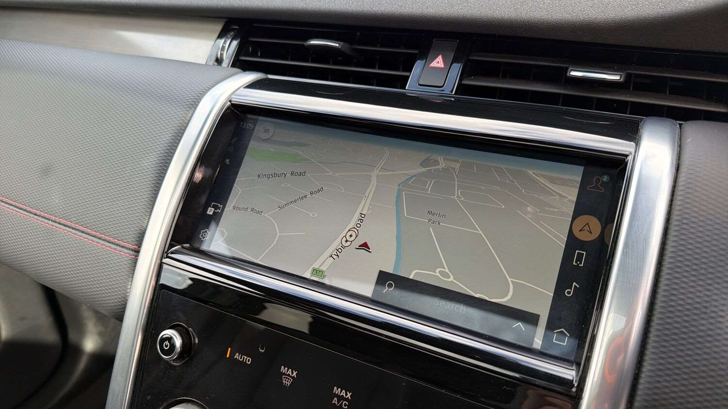 Used Land Rover Discovery Sport 2023 for sale - 78221294: Photo 11