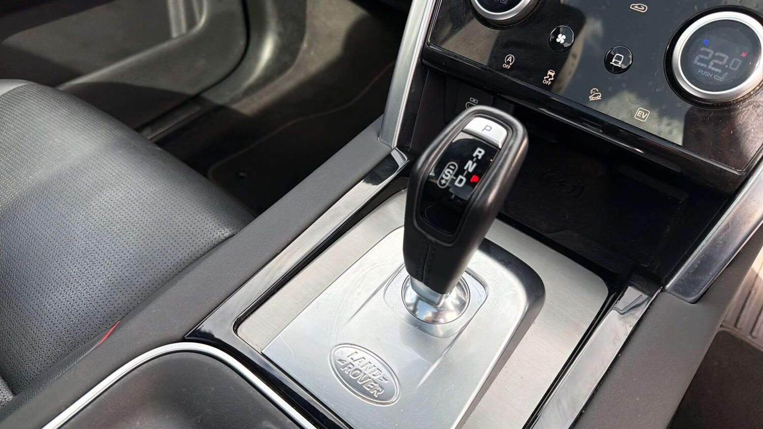 Used Land Rover Discovery Sport 2023 for sale - 78221294: Photo 13