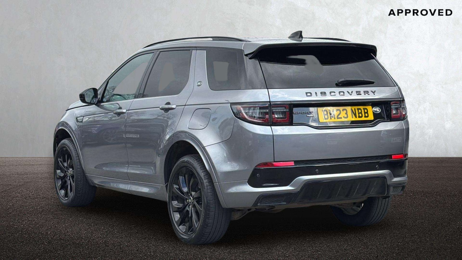 Used Land Rover Discovery Sport 2023 for sale - 78221294: Photo 2