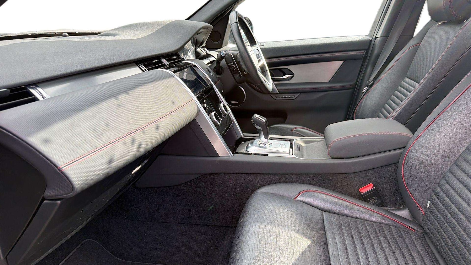 Used Land Rover Discovery Sport 2023 for sale - 78221294: Photo 3