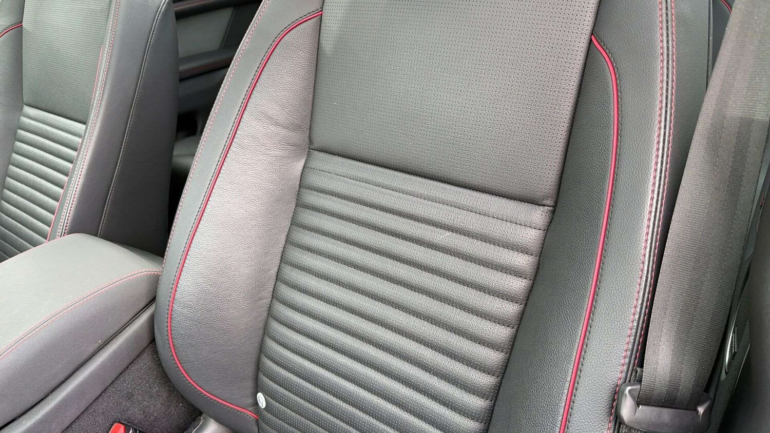 Used Land Rover Discovery Sport 2023 for sale - 78221294: Photo 30