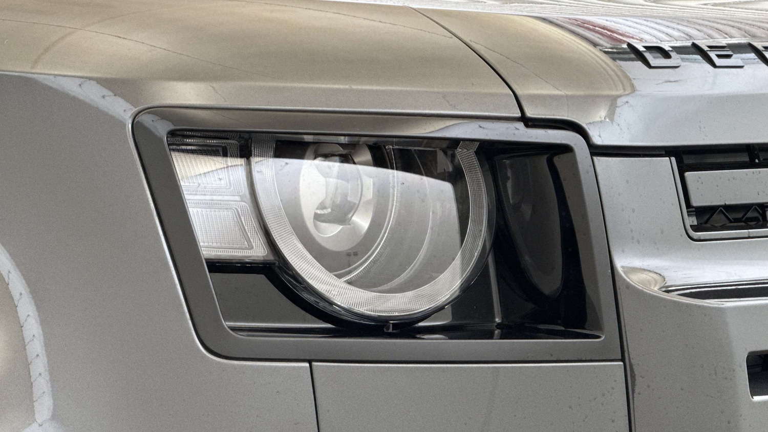 Used Land Rover Defender 2024 for sale - 76460207: Photo 17