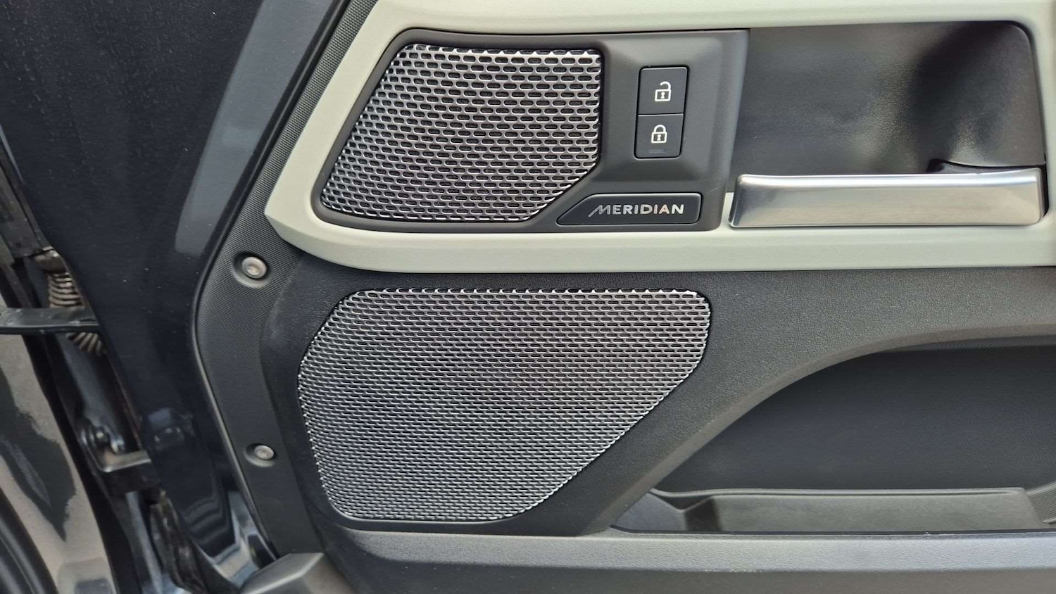 Used Land Rover Defender 2024 for sale - 76460207: Photo 24