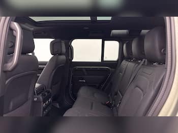 Used Land Rover Defender 2025 for sale - 79851387: Photo