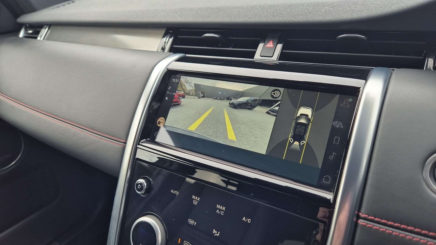 Used Land Rover Discovery Sport 2023 for sale - 76460671: Photo 12