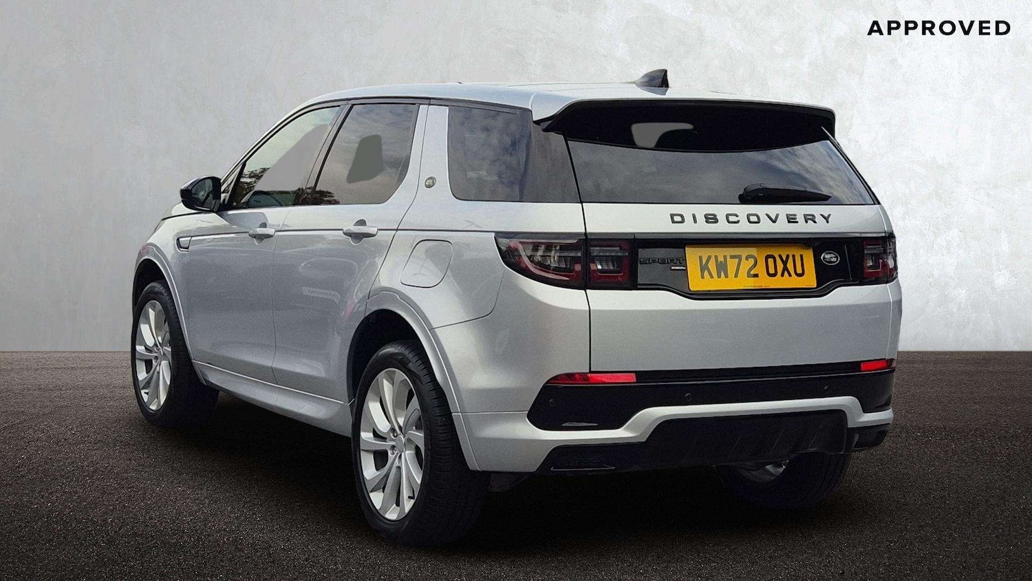 Used Land Rover Discovery Sport 2023 for sale - 76460671: Photo 2