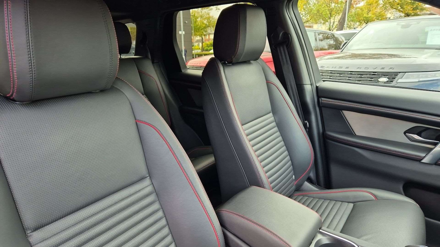 Used Land Rover Discovery Sport 2023 for sale - 76460671: Photo 31