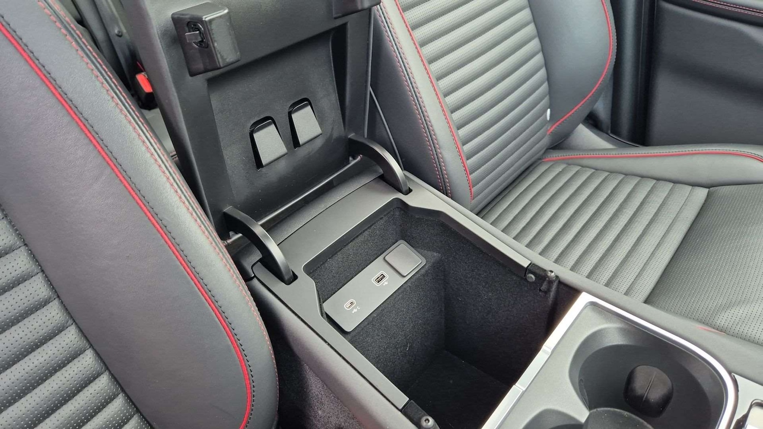 Used Land Rover Discovery Sport 2023 for sale - 76460671: Photo 33