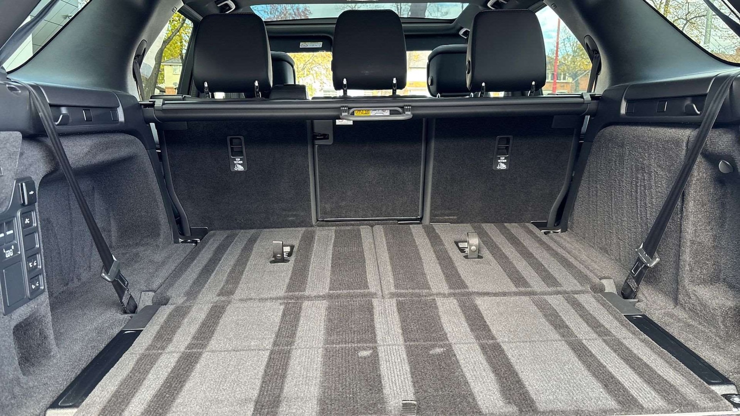 Used Land Rover Discovery 2022 for sale - 76460195: Photo 10