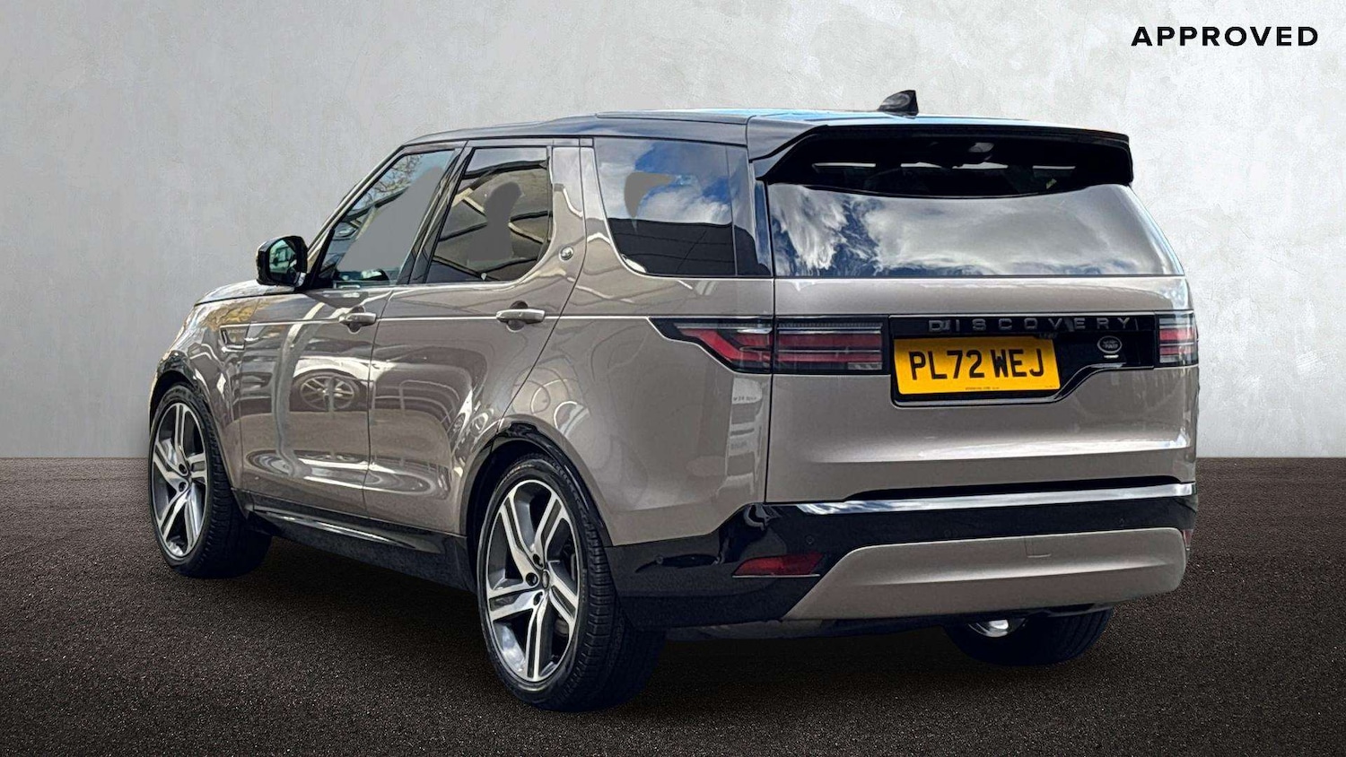 Used Land Rover Discovery 2022 for sale - 76460195: Photo 2