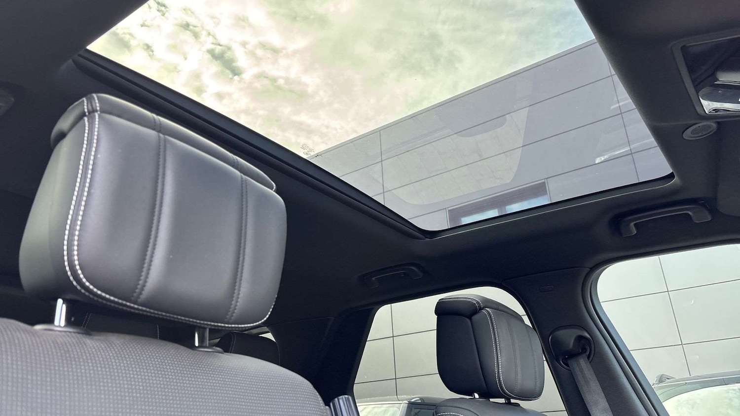 Used Land Rover Discovery 2022 for sale - 76460195: Photo 21