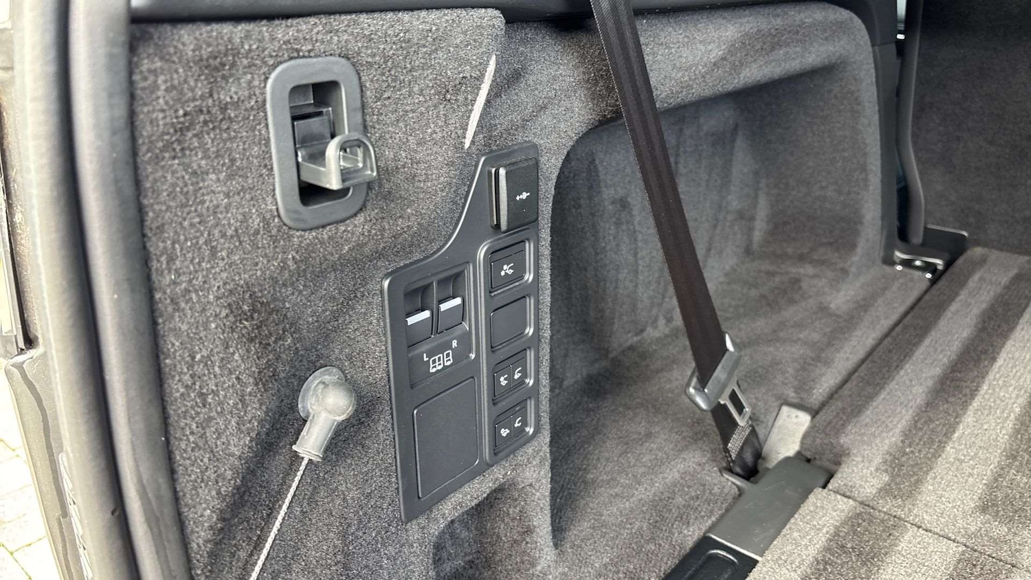 Used Land Rover Discovery 2022 for sale - 76460195: Photo 27