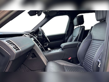 Used Land Rover Discovery 2022 for sale - 76460195: Photo