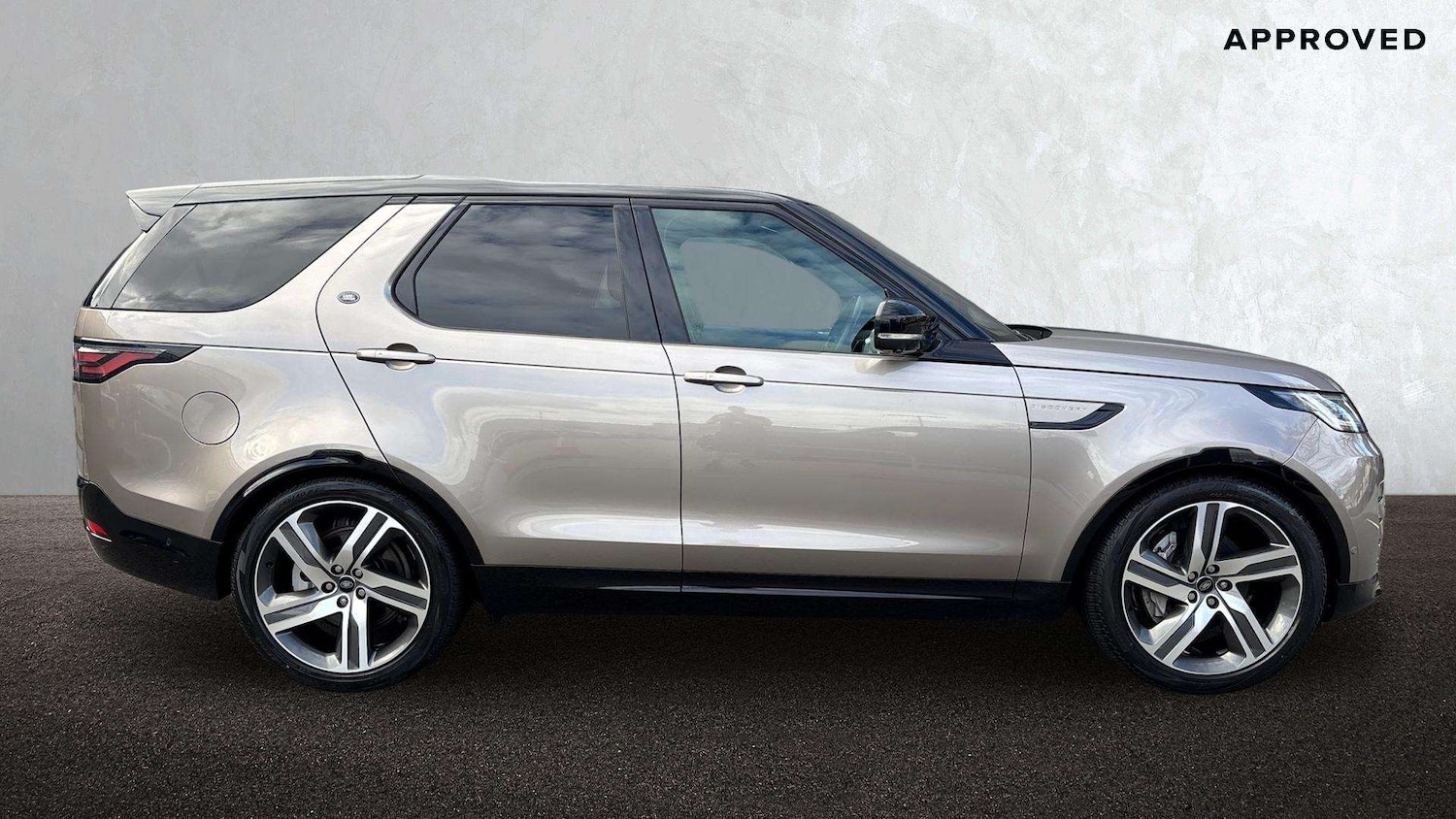 Used Land Rover Discovery 2022 for sale - 76460195: Photo 5