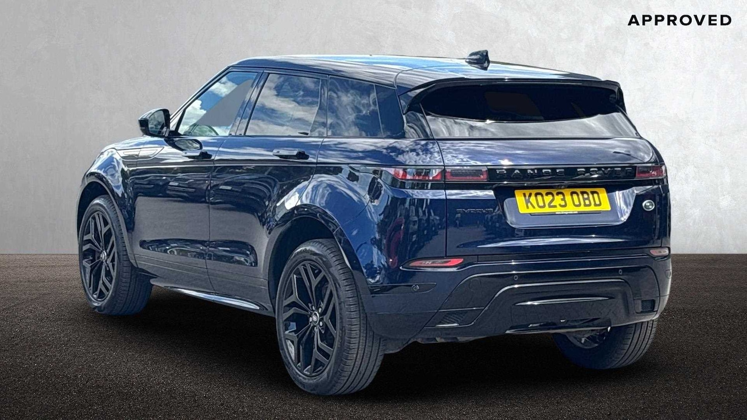 Used Land Rover Range Rover Evoque 2023 for sale - 76460532: Photo 2