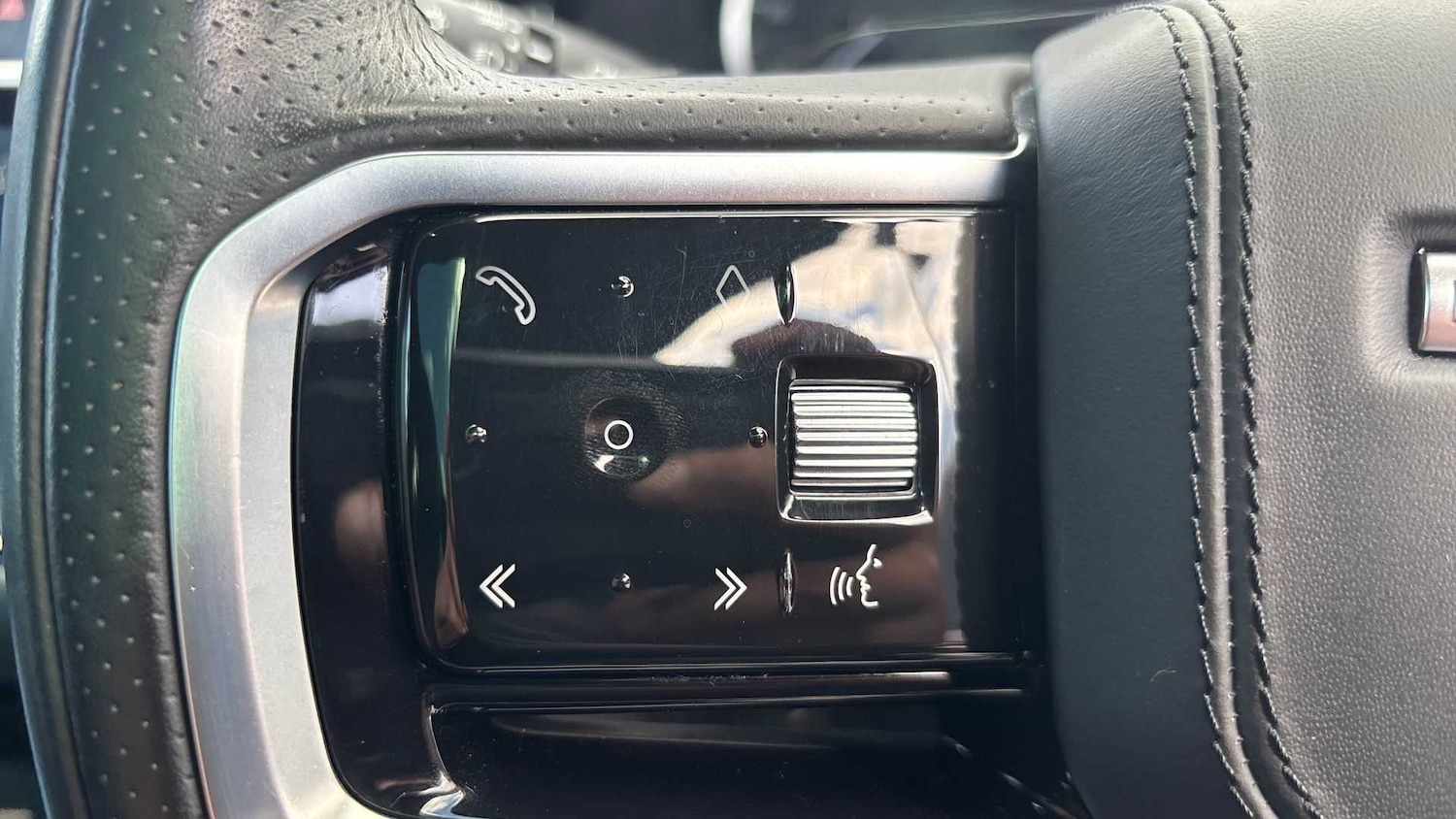 Used Land Rover Range Rover Evoque 2023 for sale - 76460532: Photo 34