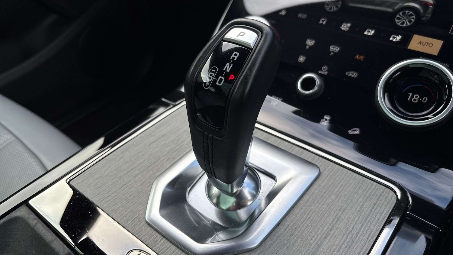 Used Land Rover Range Rover Evoque 2023 for sale - 76460067: Photo 13