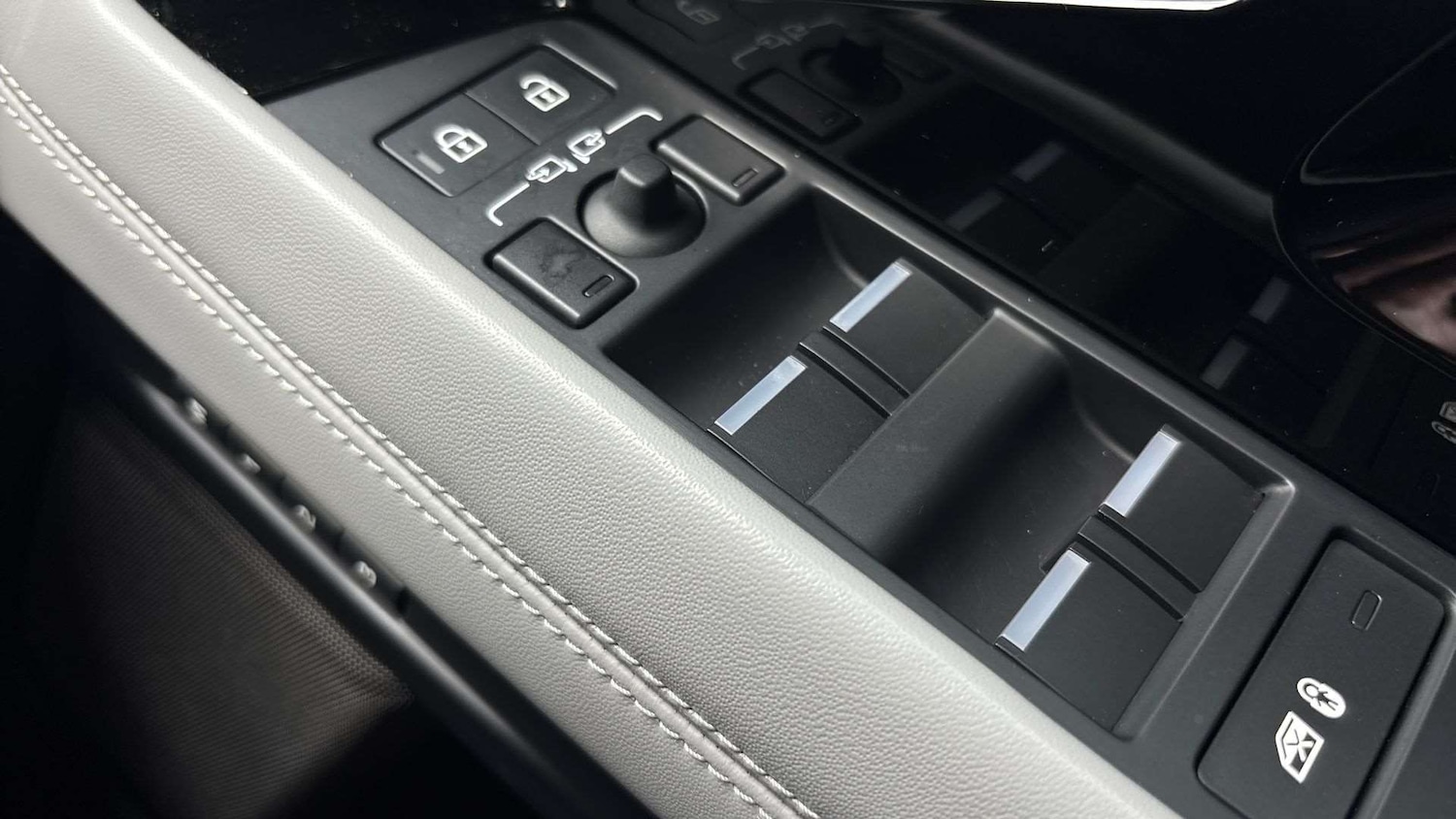 Used Land Rover Range Rover Evoque 2023 for sale - 76460067: Photo 29