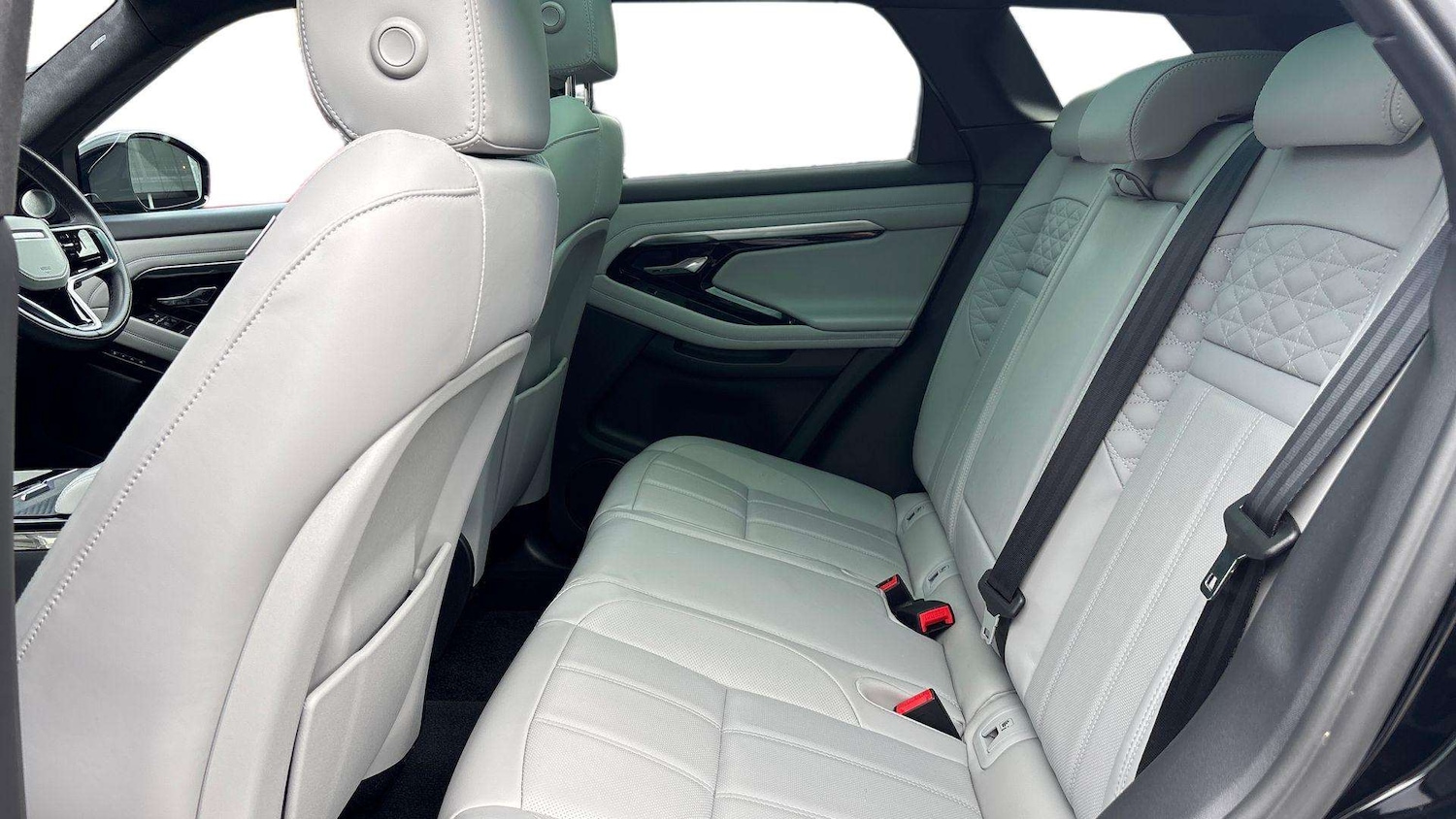 Used Land Rover Range Rover Evoque 2023 for sale - 76460067: Photo 4