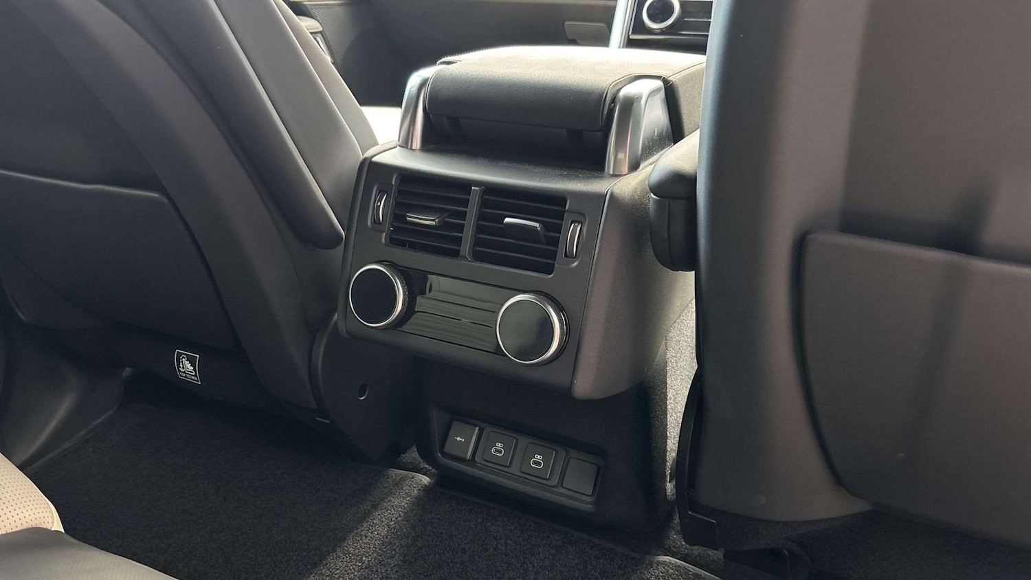 Used Land Rover Discovery 2022 for sale - 76460490: Photo 18